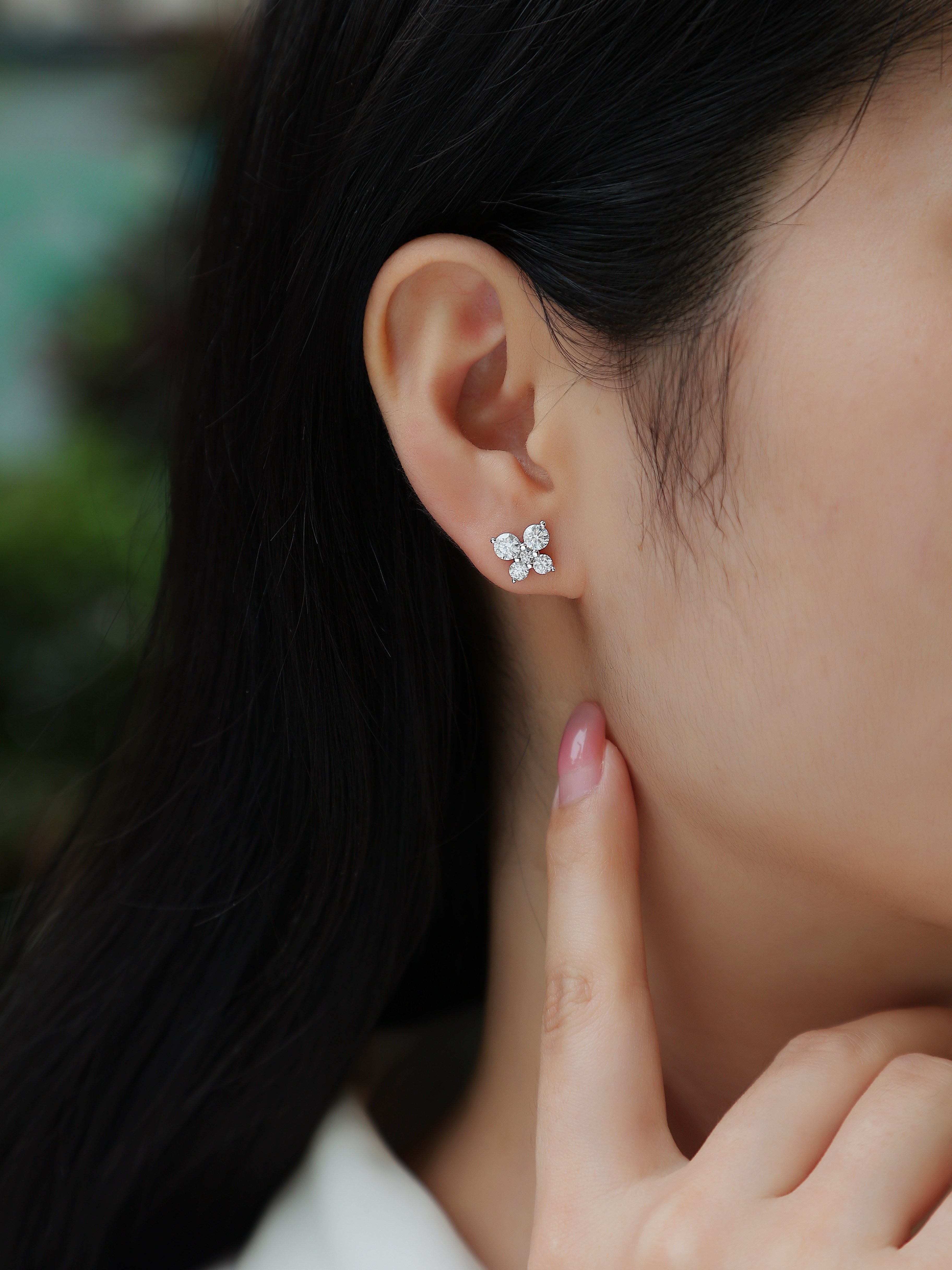 Top-quality Moissanite Luxury And Fashionable Light Luxury Jewelry Silver Stud Earrings