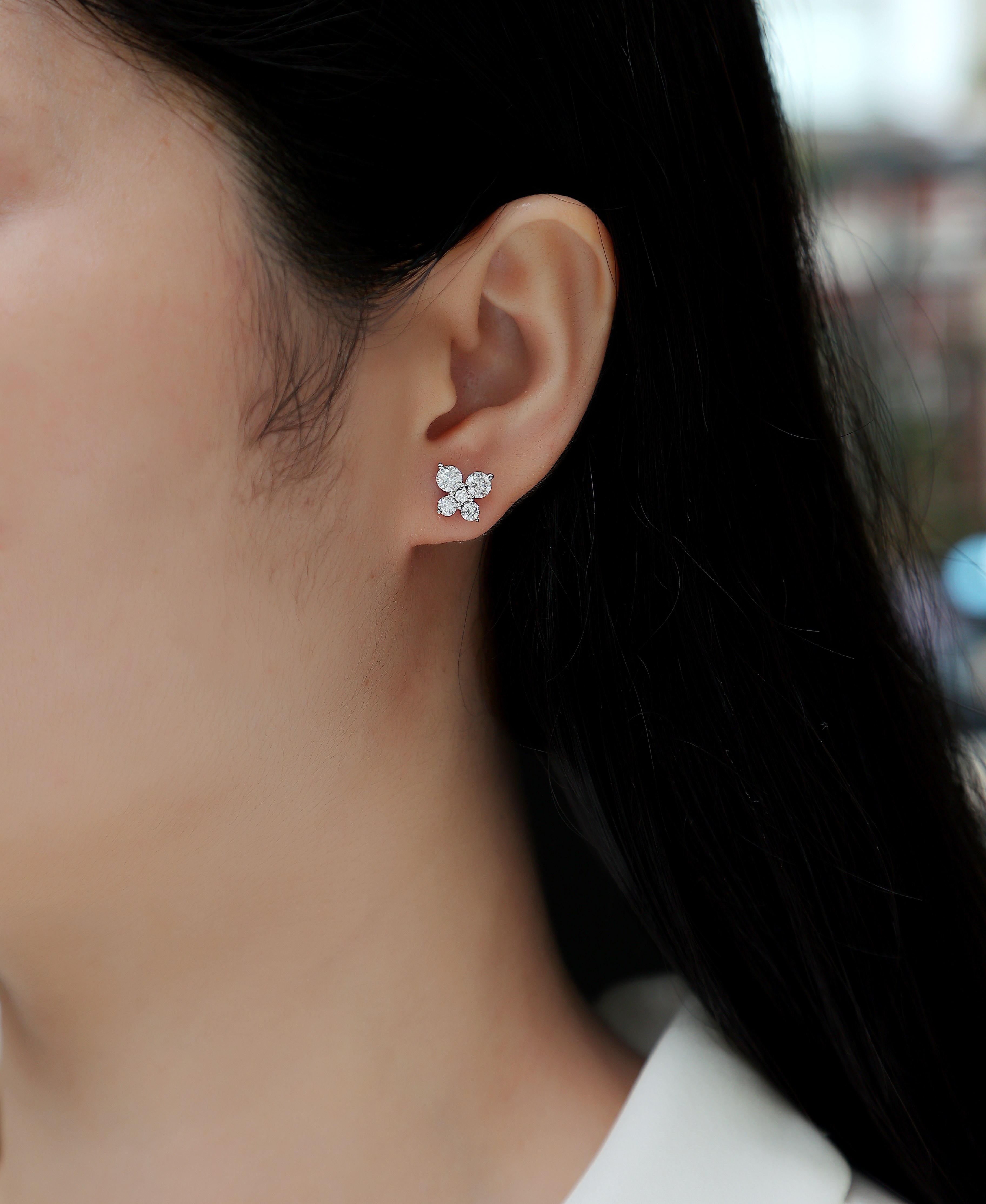 Top-quality Moissanite Luxury And Fashionable Light Luxury Jewelry Silver Stud Earrings