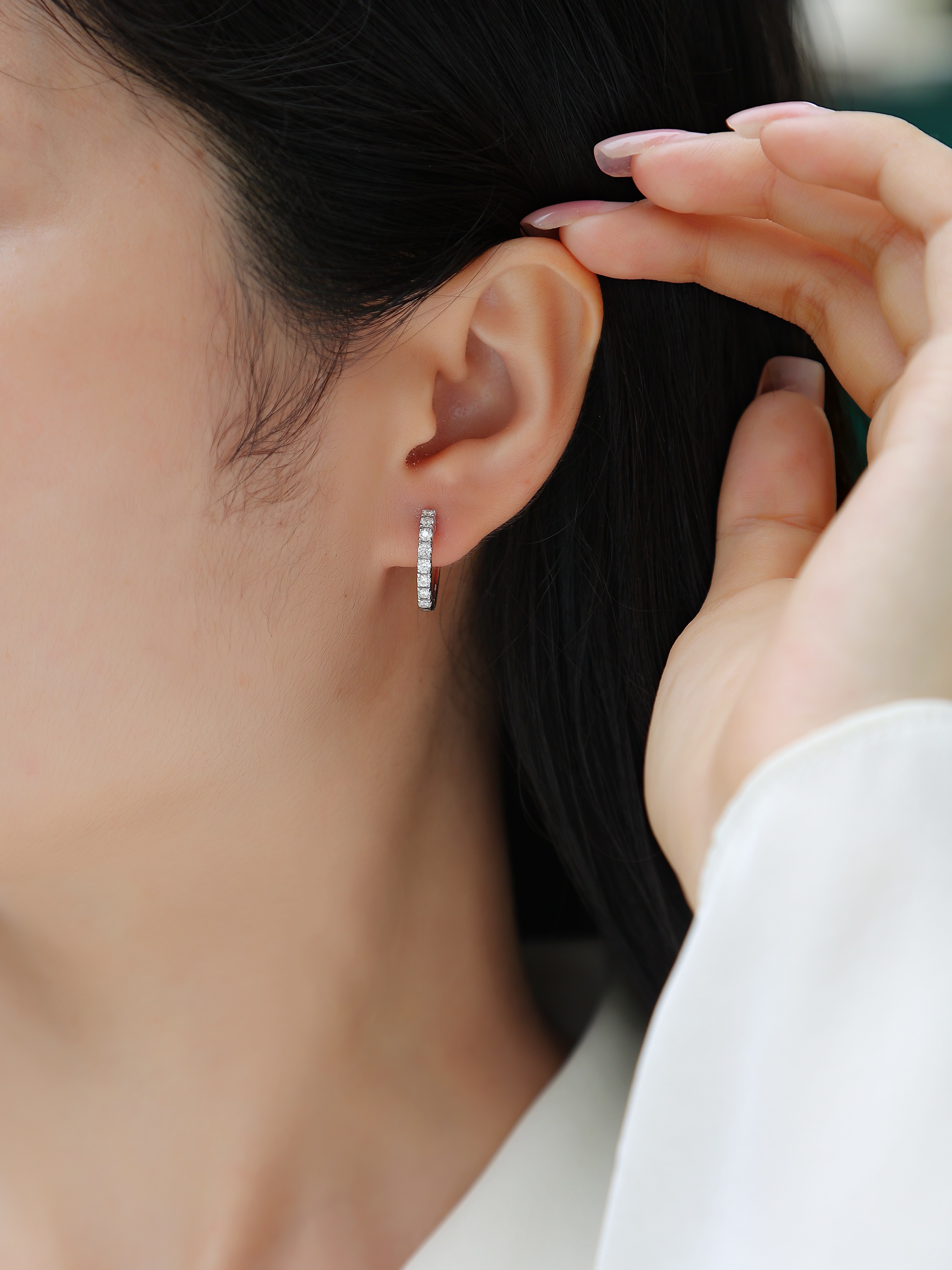 Top-quality Moissanite Luxury And Fashionable Light Luxury Jewelry Silver Stud Earrings