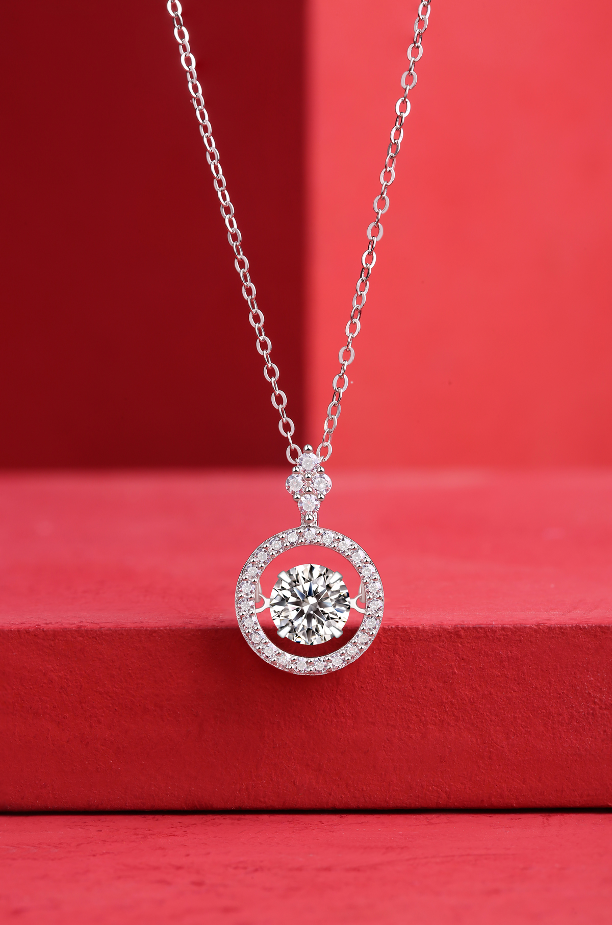 Touch - A Fashionable And Trendy Necklace Pendant Set With 1-carat Top-quality Moissanite