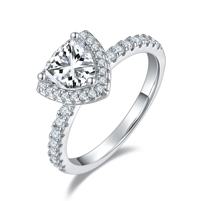 Triangular Moissanite Set With Top-quality Moissanite Luxury And Fashionable Light Luxury