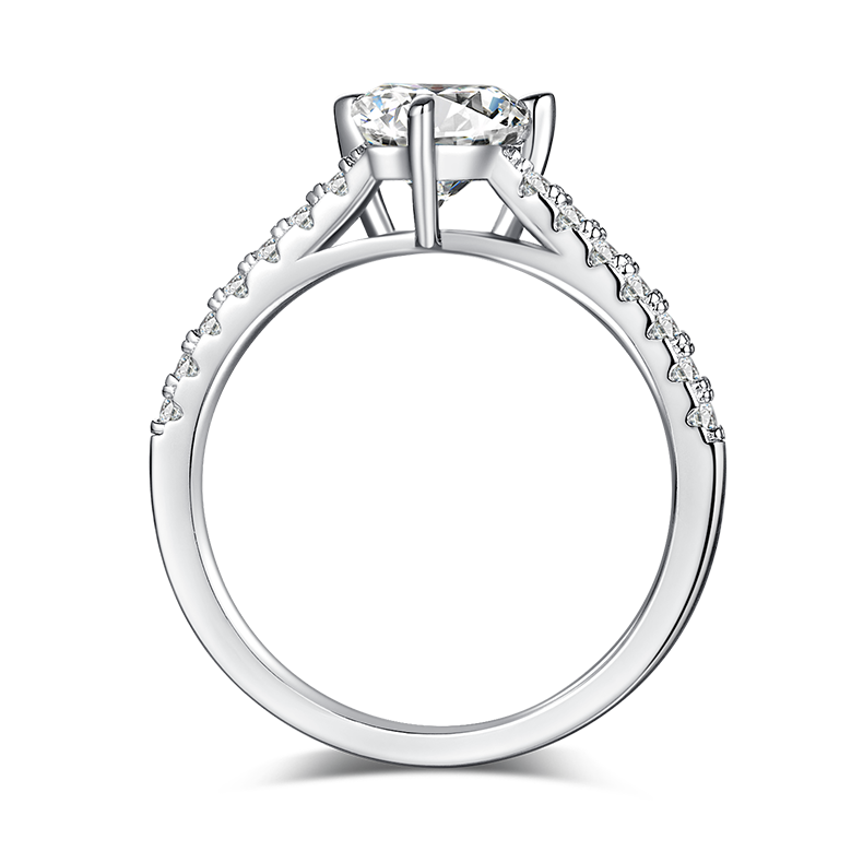 Triangular Moissanite Set With Top-quality Moissanite Luxury And Fashionable Light Luxury