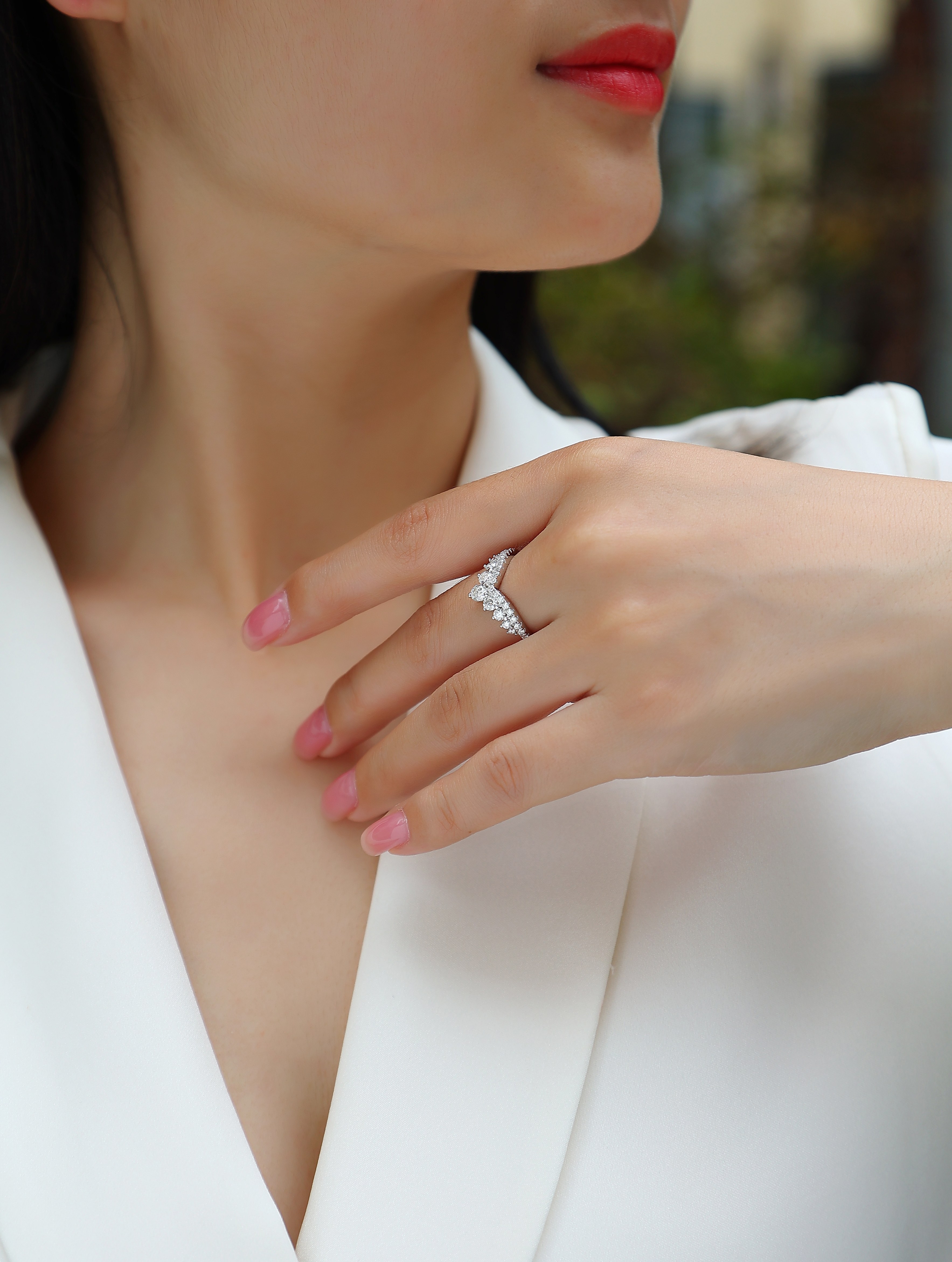Victoria - A Wedding Ring Set With Top-quality Moissanite Silver And Platinum-plated