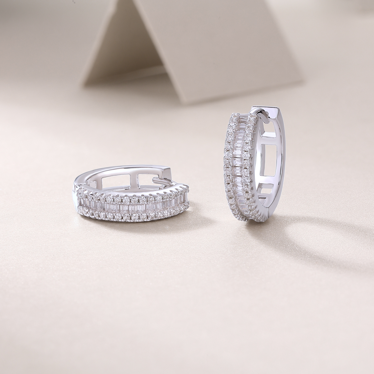 Weaving Light - Set di orecchini con argento Moissanite di alta qualità e perno placcato platino