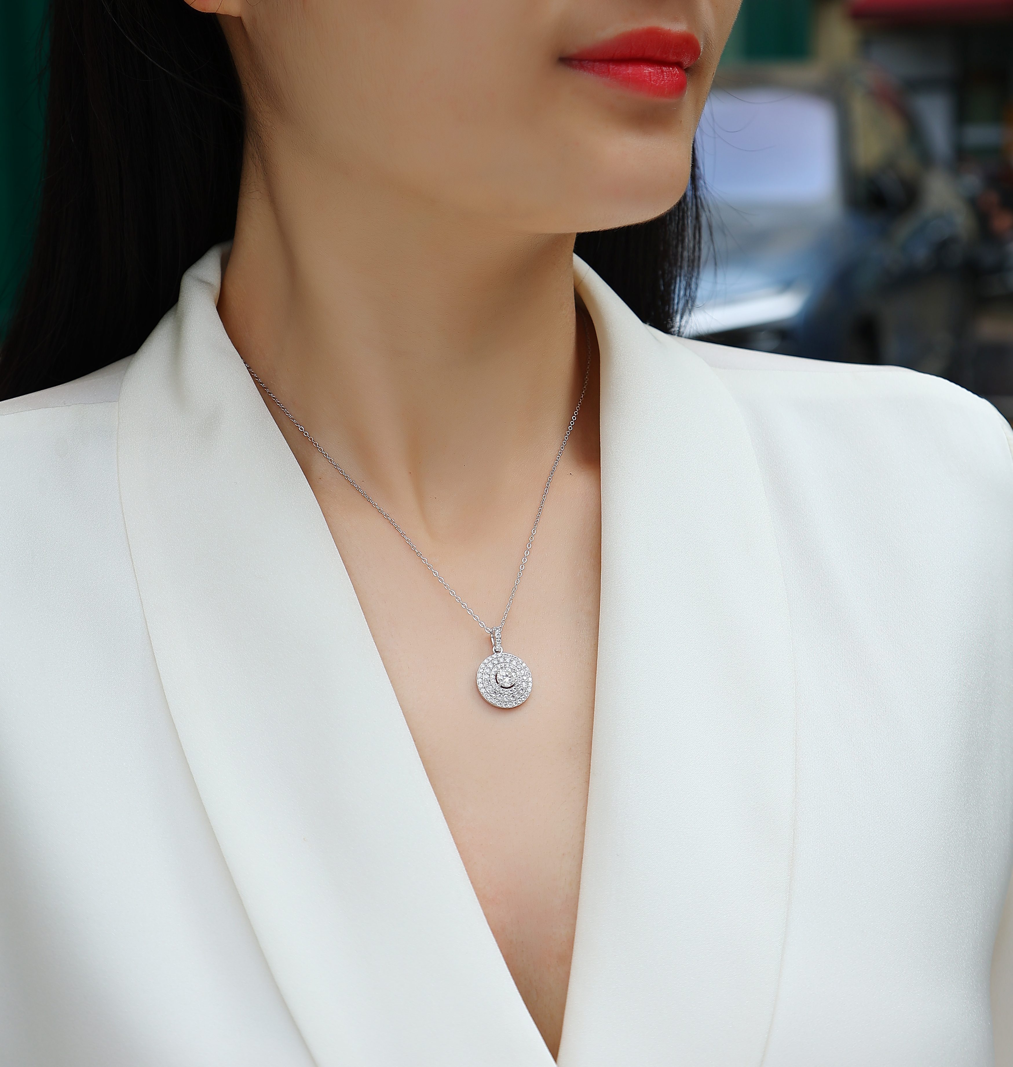 White Dune - A Fashionable And Light Luxury Jewelry Pendant Necklace Set With Top-quality