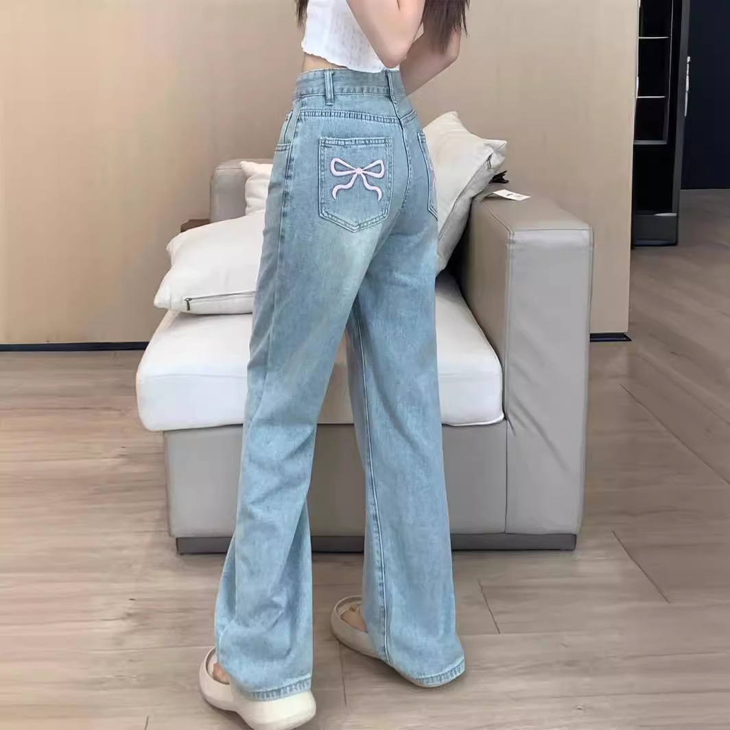 Women's Korean-style Bow-tie Embroidered Straight-leg Jeans