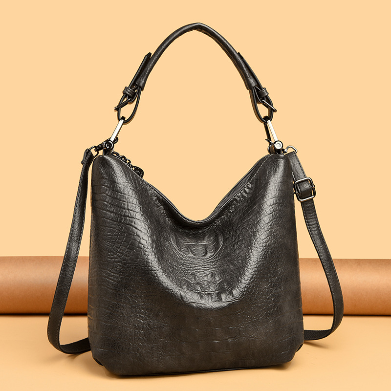 Womens Bag New Arrival Simple And Versatile Tote