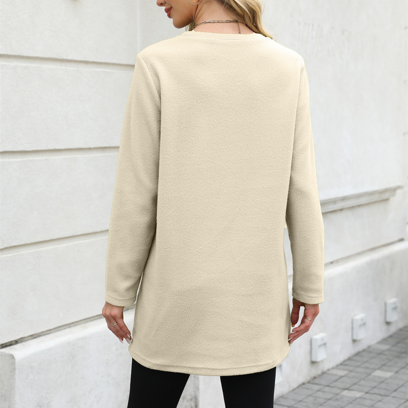 Womens Hoodie With Pockets And A Round Neck
