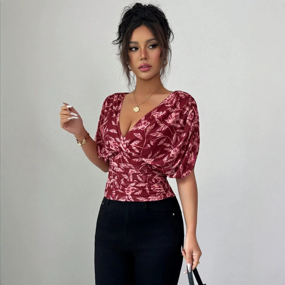 Womens Printed Slimit ShortSleeve Dress With A Deep V-Neck