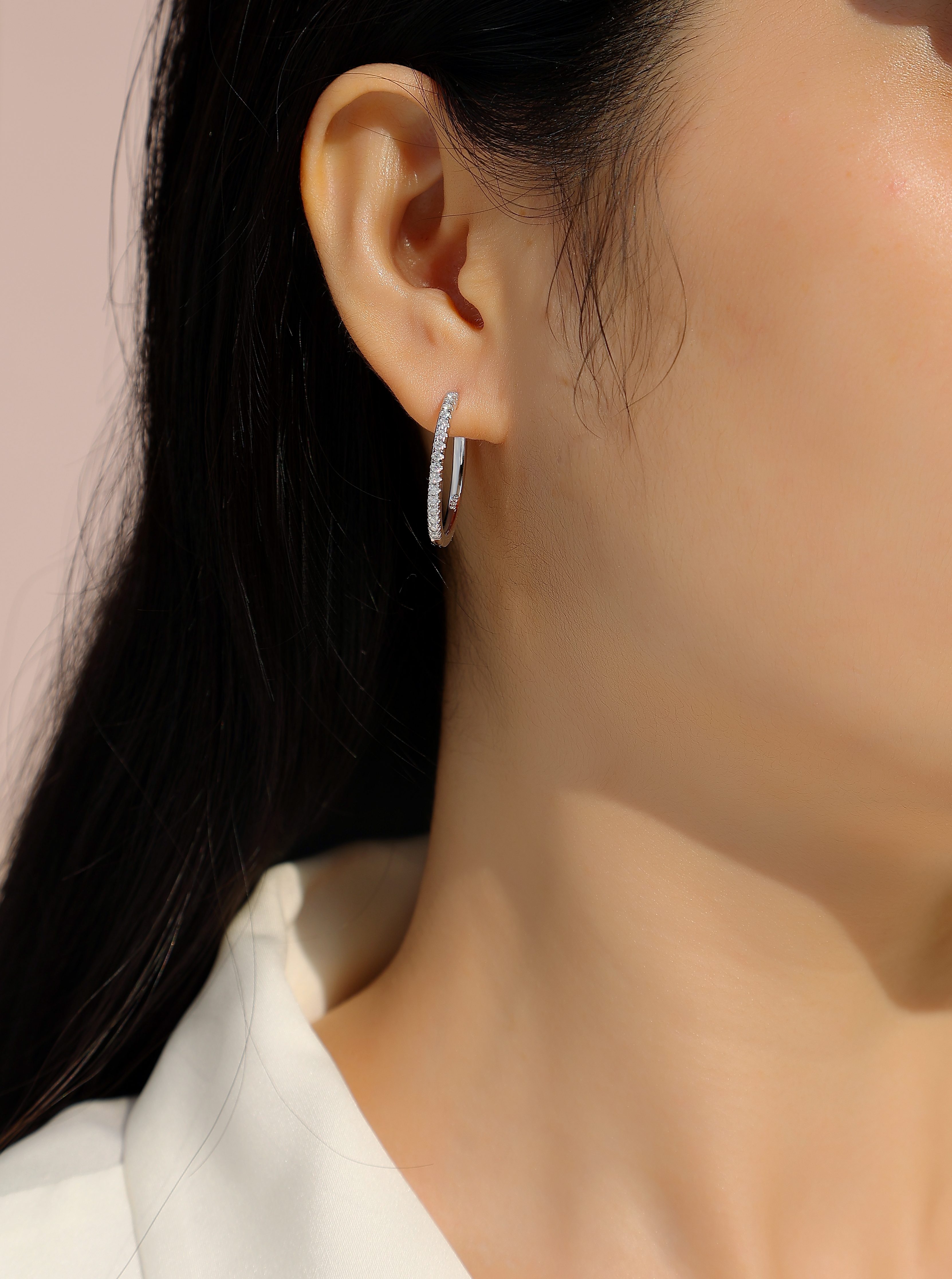 Yuedong Light - Premium Moissanite Luxury Fashion Light Luxury Jewelry Silver Stud