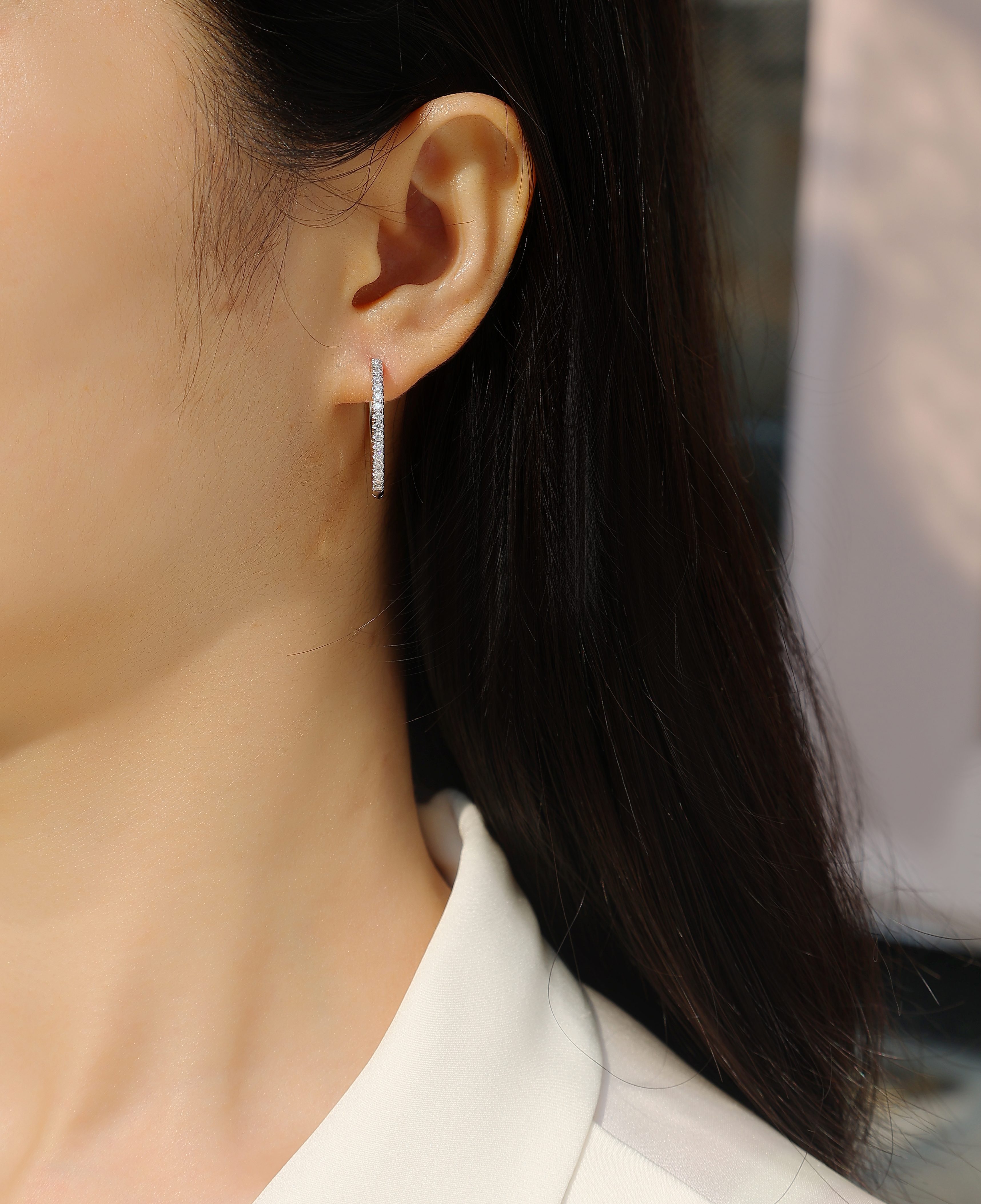 Yuedong Light - Premium Moissanite Luxury Fashion Light Luxury Jewelry Silver Stud